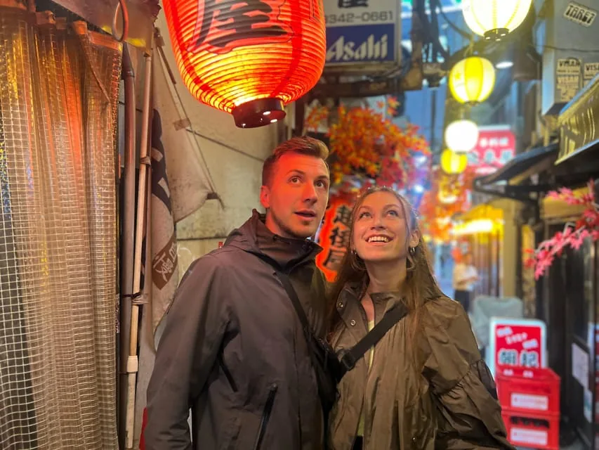 The Shinjuku 15-dish food tour with guide & group